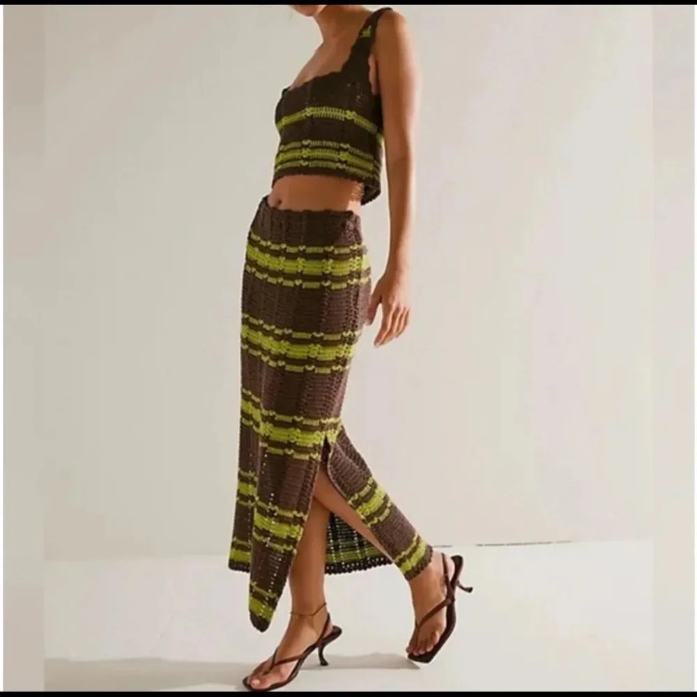 FREE PEOPLE Beach Cover up DONNI Sweater Set Crochet Skirt size small